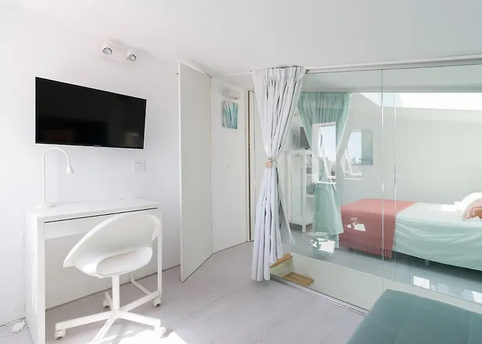 Aquarium Private Jacuzzi, 3 Bedrooms, Ac And Bikes *